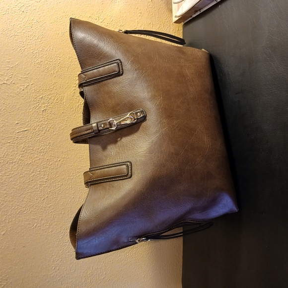 Brown Leather Ladies's Bag - Picture 1 of 16